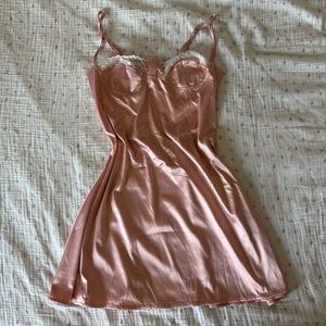 Stunning pink dress💗